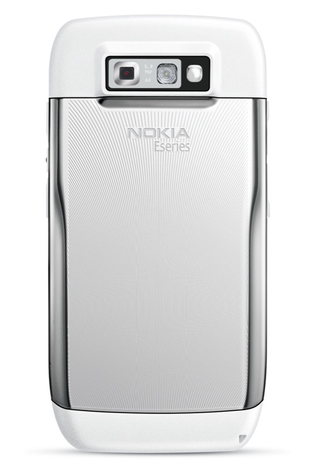 Illustration for article titled Nokia E71 and E66 Phones Stuffed with Two Cameras, Wi-Fi, GPS and More